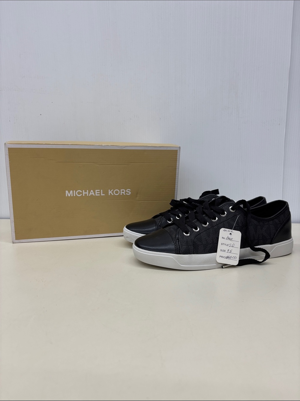 Michael Kors Men's Black & White Low-Top Signature Sneakers